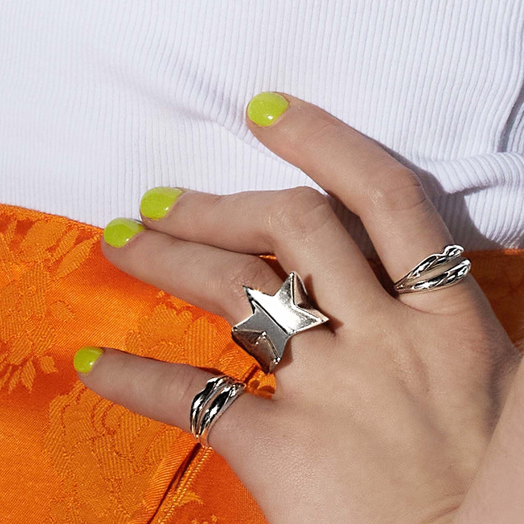 Silver Rosie Lip Ring