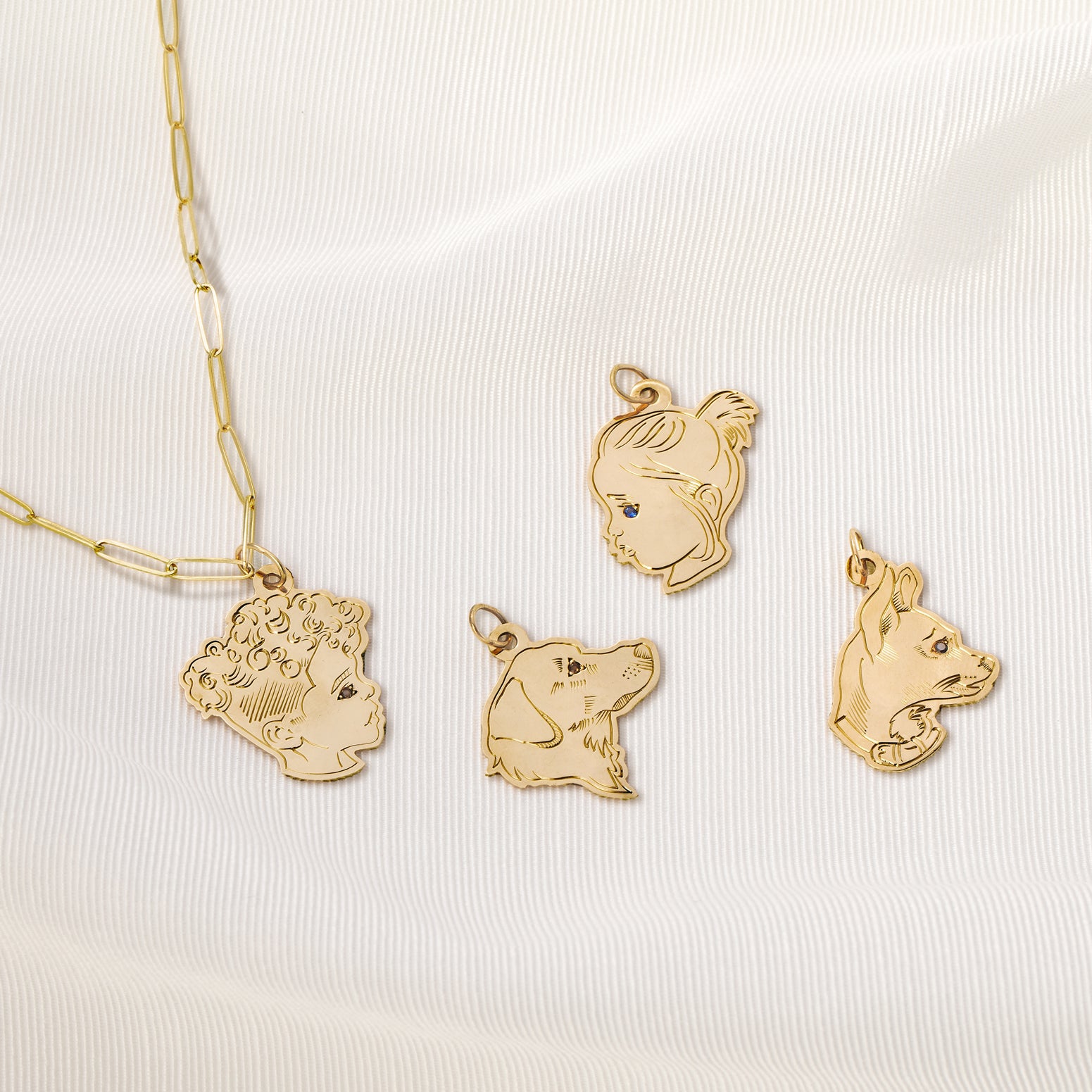 The Portrait Necklace