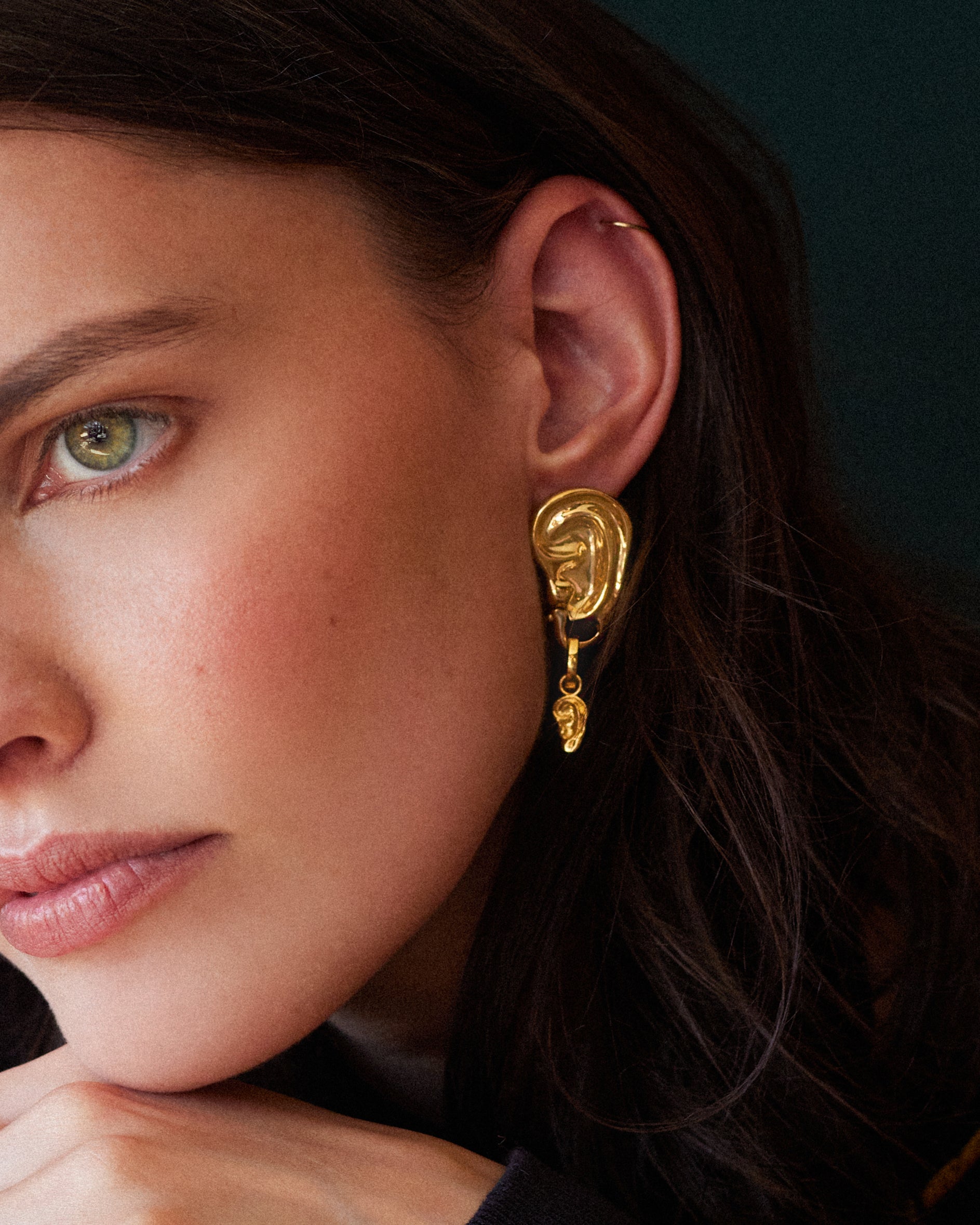 Eavesdrop Gold Clasp Earring