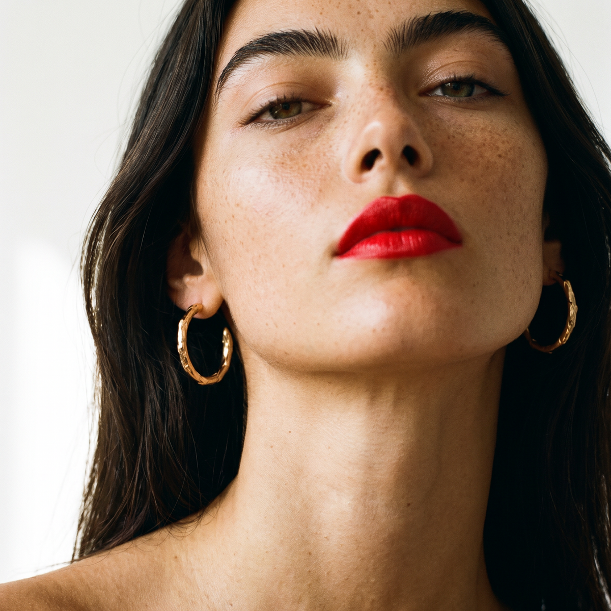 Gold Secret Stash Asparagus Hoops